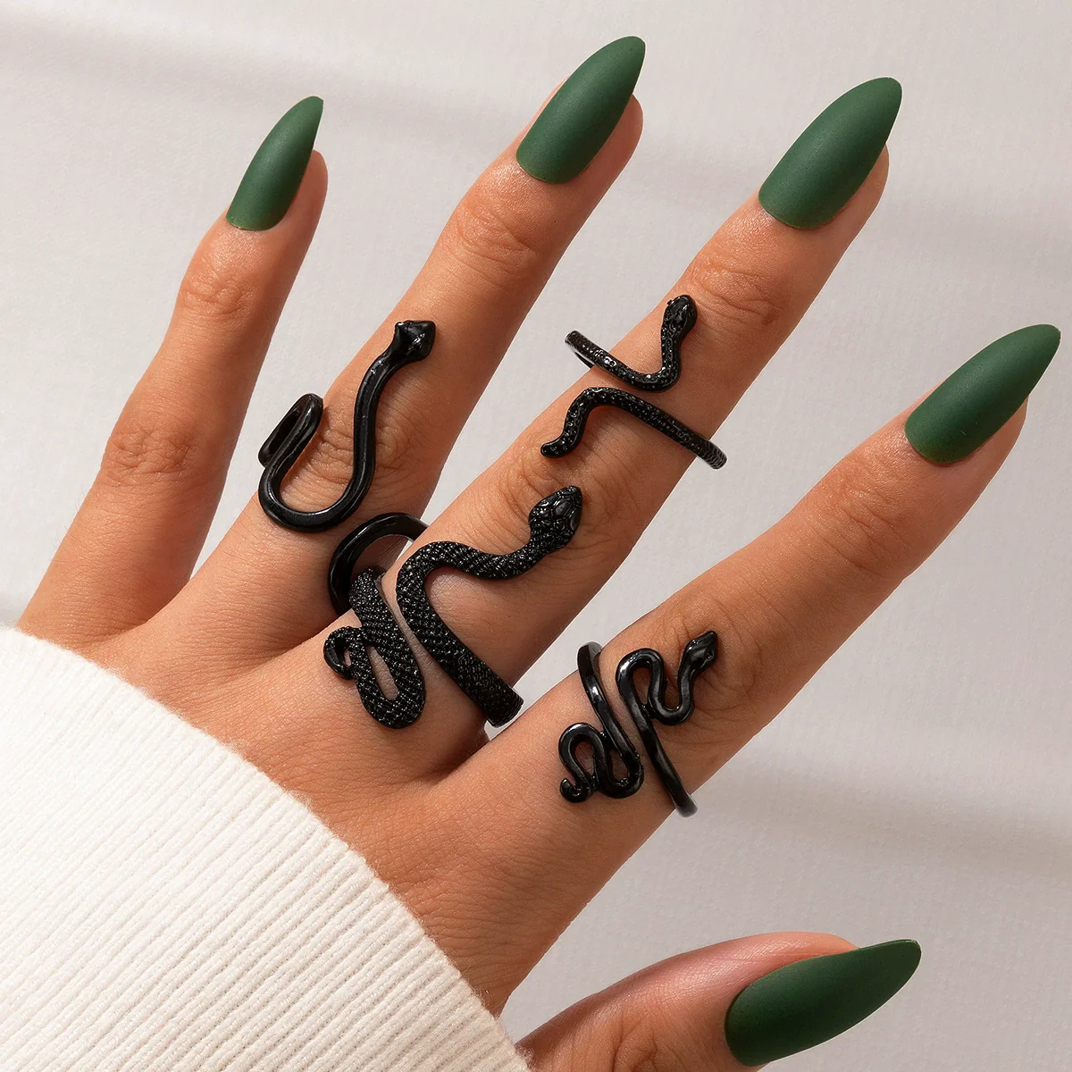 Wholesale Jewelry Retro Snake Animal Alloy Ring Electroplating Geometric Style Unisex - Image 6