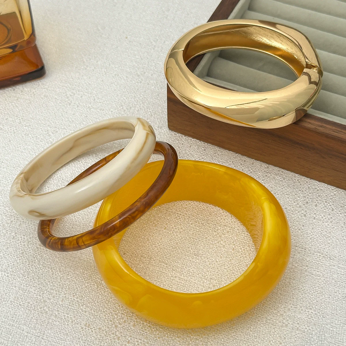 Wholesale Jewelry Retro Style Resin Geometric Handmade Bracelet - Image 4