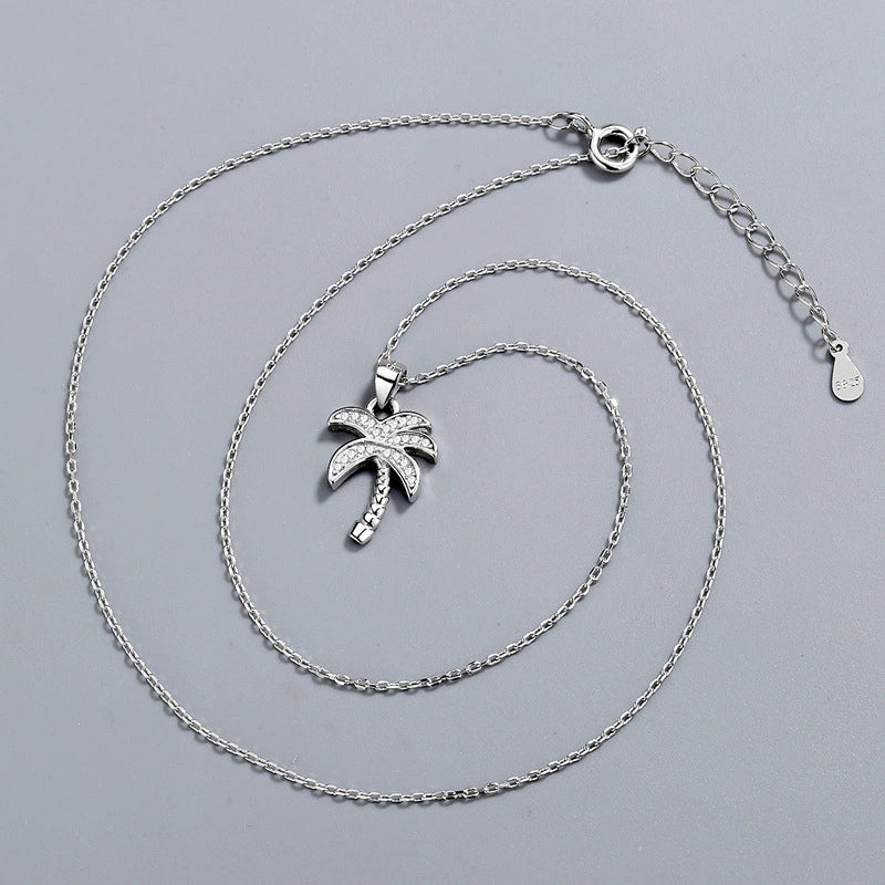 Wholesale Jewelry Silver 925 Sterling Crystal Geometric Small Coconut Pendant Clavicle Chain Electroplated For Women - Image 6