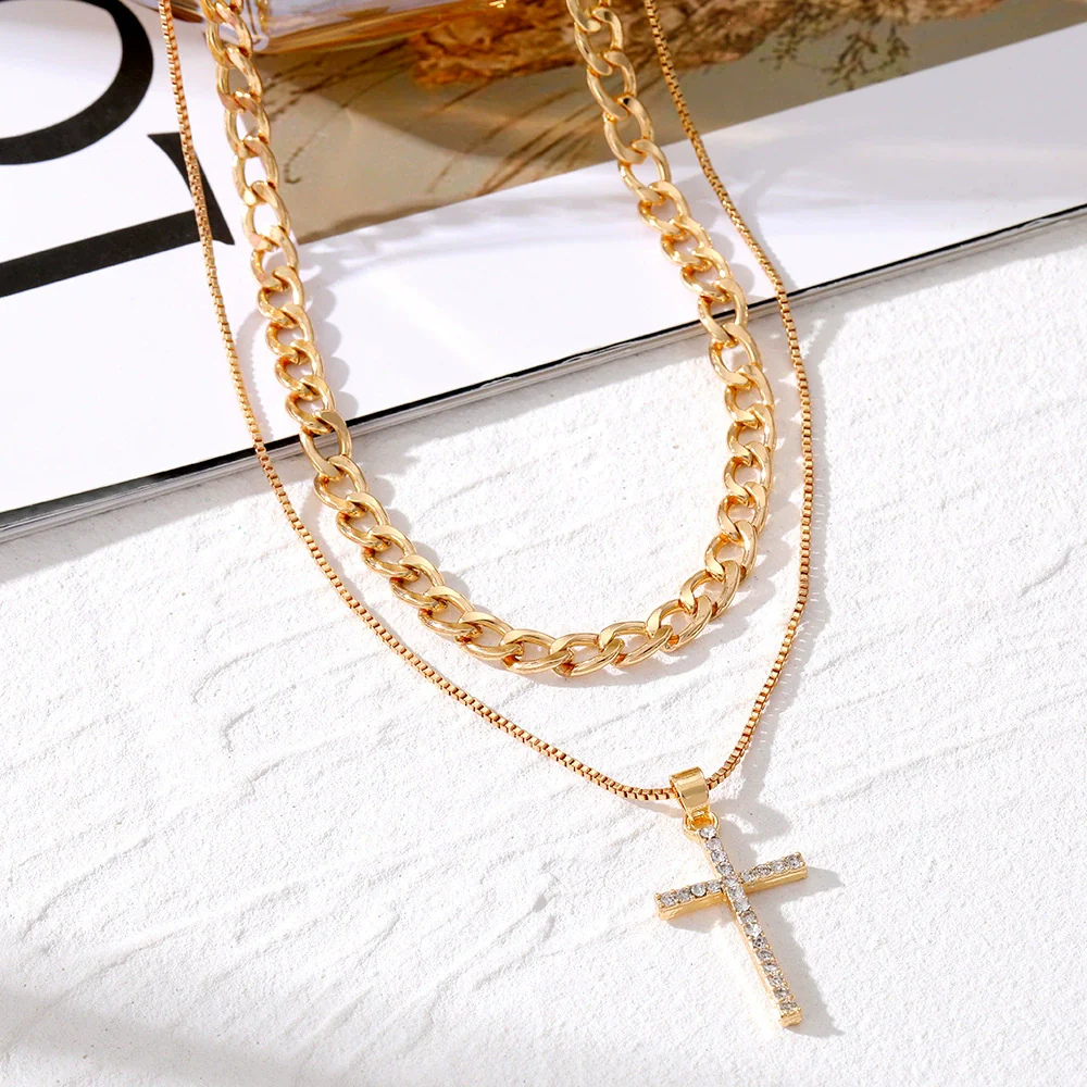 Wholesale Jewelry Simple Multilayer Cross Alloy Ochain Necklace For Women With Geometric Pattern And Diamond Design - Image 3