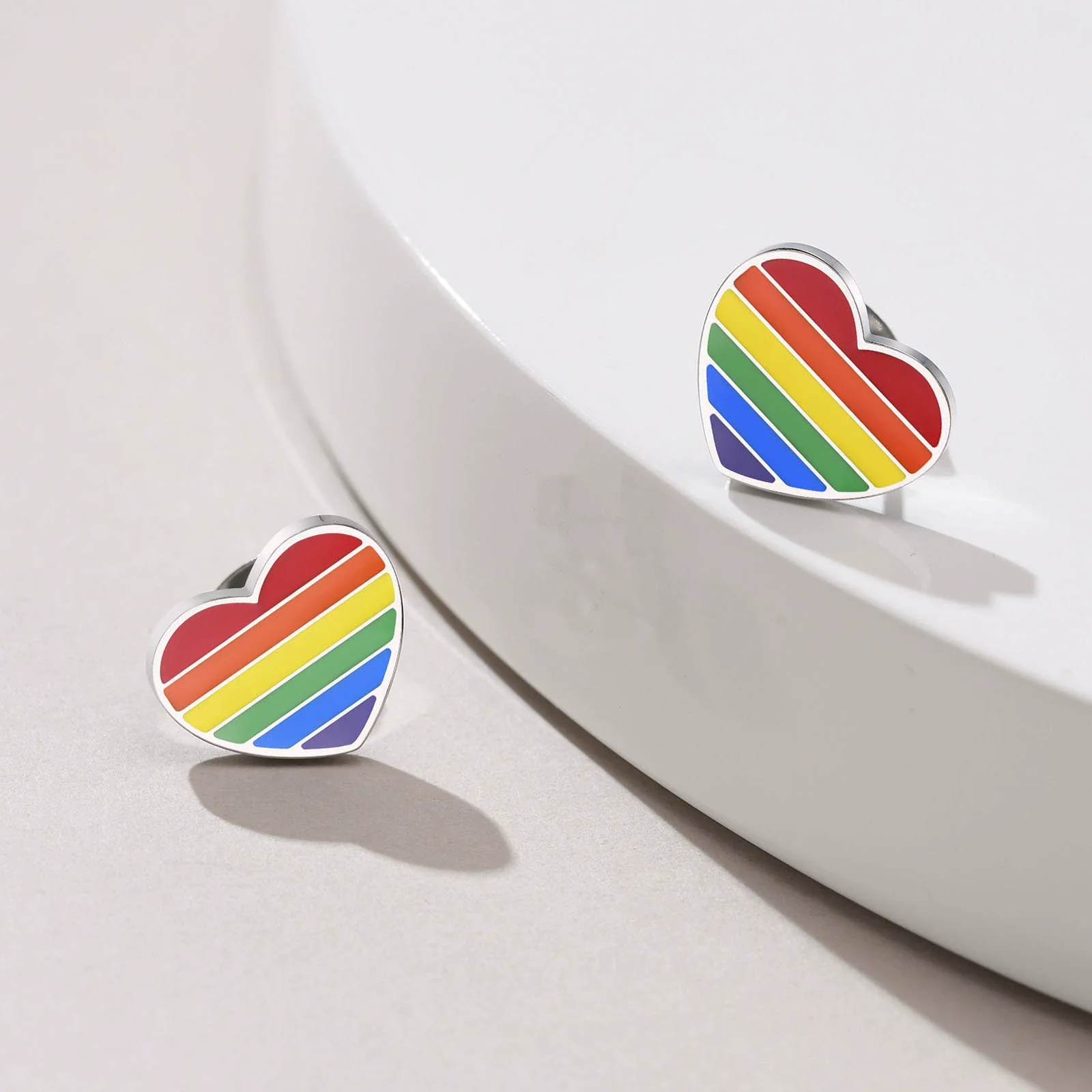 Wholesale Jewelry Stainless Steel Geometric Heartshaped Dripping Oil Earrings