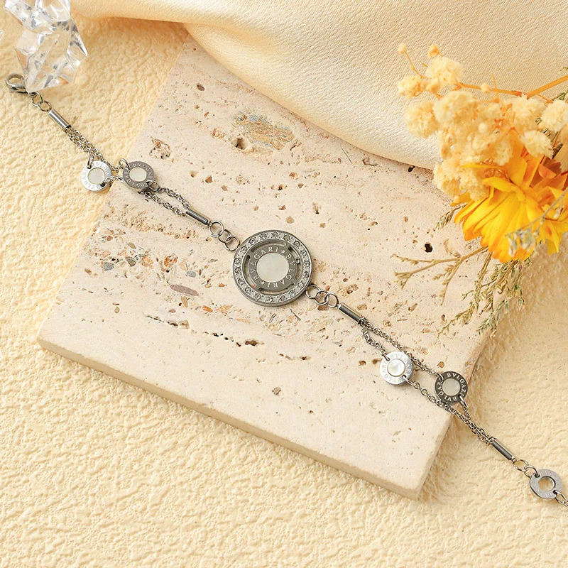 Wholesale Jewelry Stainless Steel Geometric Hollow Electroplated Women's Bracelet - Image 3