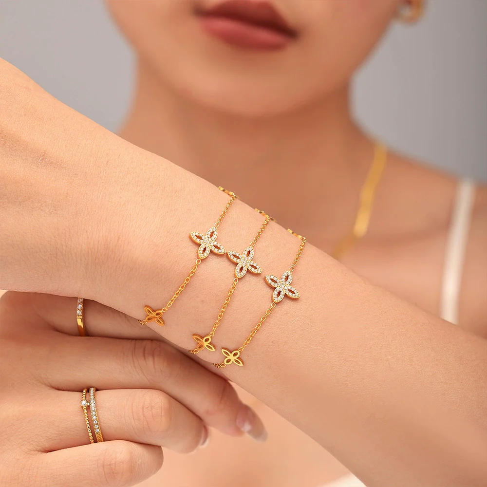 Wholesale Jewelry Stainless Steel Gold Plated Zircon Fourleaf Flower Doublelayer Necklace And Bracelet Set For Women - Image 2