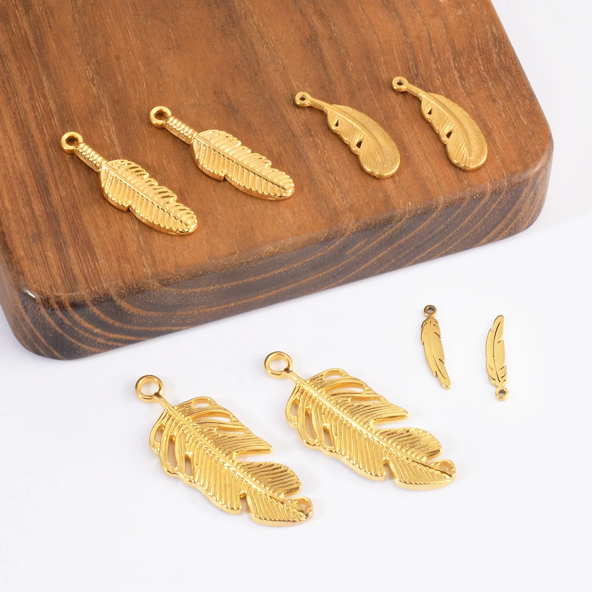 Wholesale Jewelry Stainless Steel Golden Feather Leaves Pendant Electroplated Accessories Necklace Earrings - Image 3