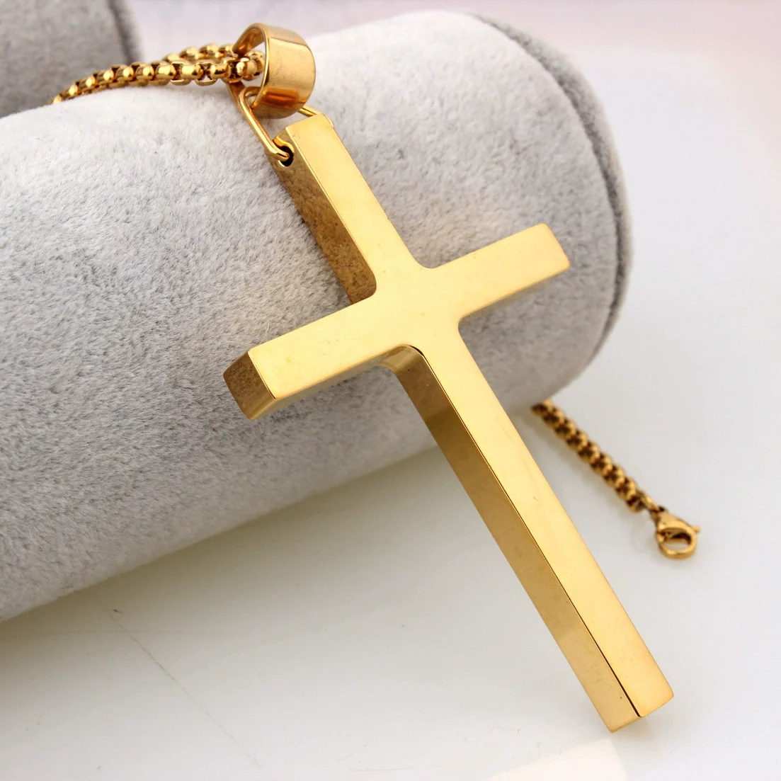 Wholesale Jewelry Stainless Steel Titanium Steel Cross Pendant Necklace For Men With Electroplating - Image 3