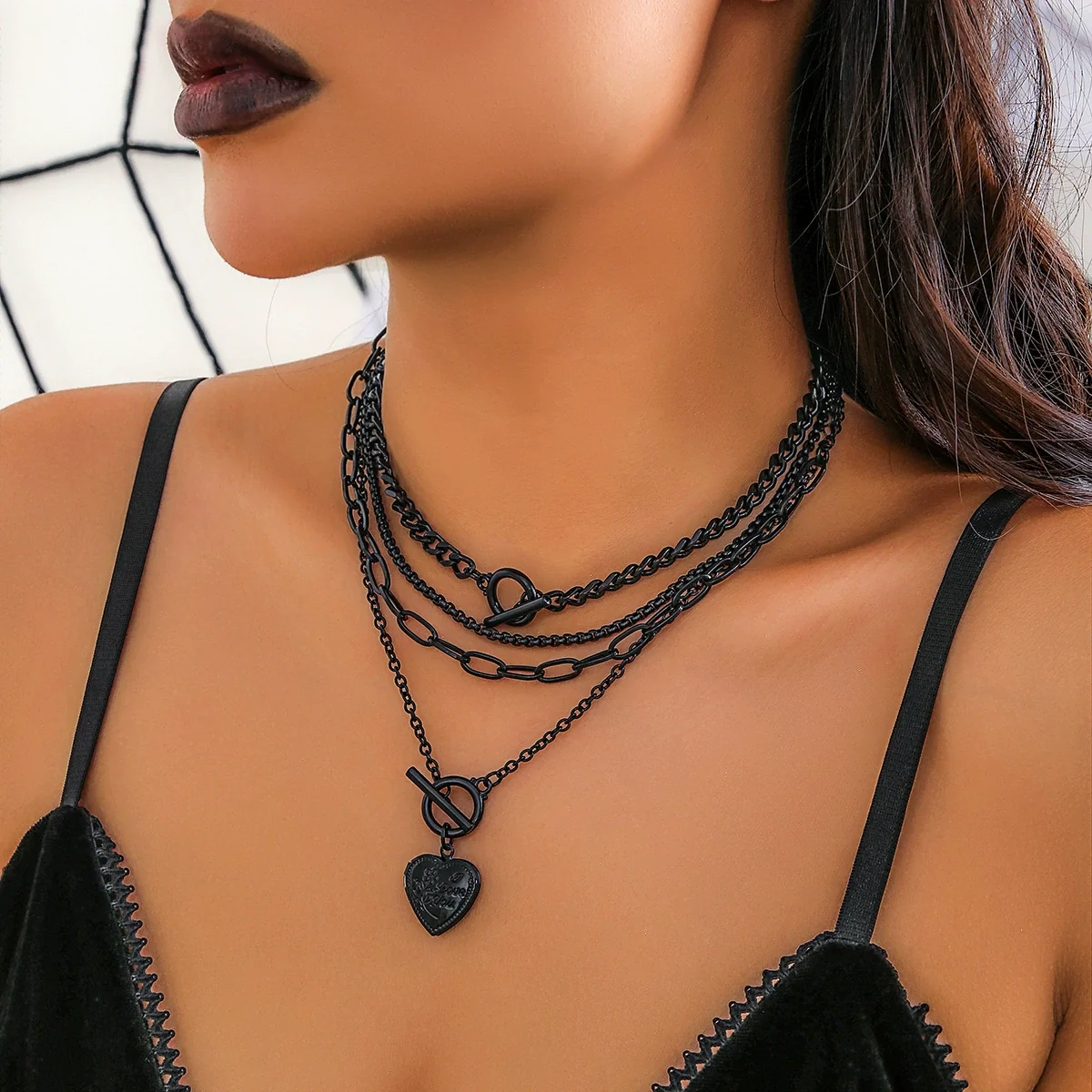 Wholesale Jewelry Sweet Cool Style Zinc Alloy Heart Geometric Star Electroplated Cross Chain Pendant Necklace For Women - Image 3