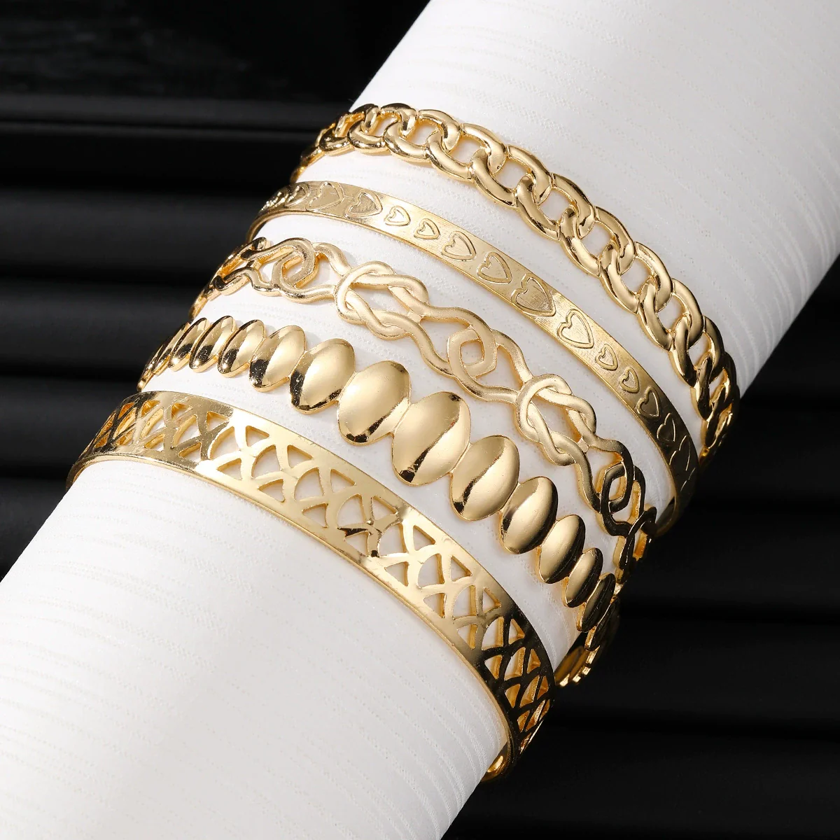 Wholesale Jewelry Vintage Hollow Cshaped Alloy Opening Bracelet For Women - Image 4