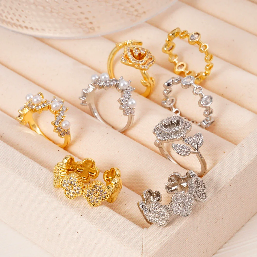 Wholesale Jewelry Women's Light Luxury Copper Fourleaf Clover Flower Ring With Electroplating - Image 2