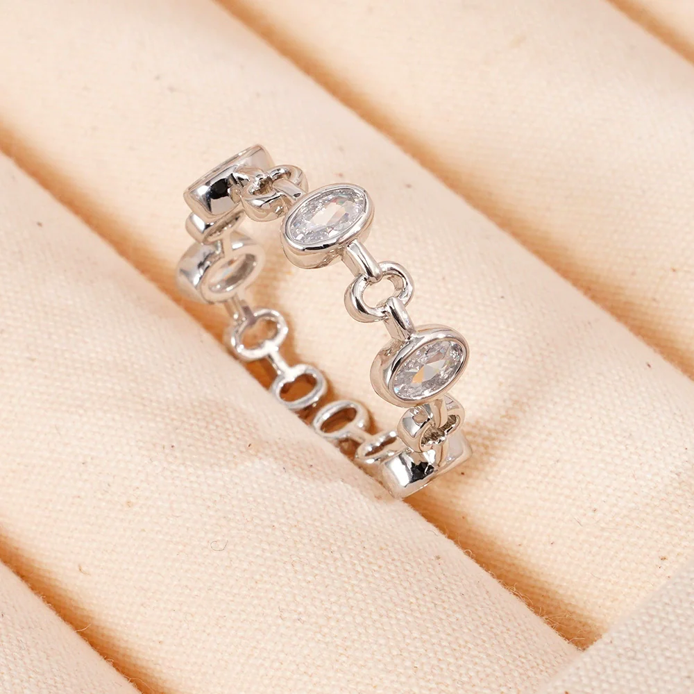 Wholesale Jewelry Women's Light Luxury Copper Fourleaf Clover Flower Ring With Electroplating - Image 7