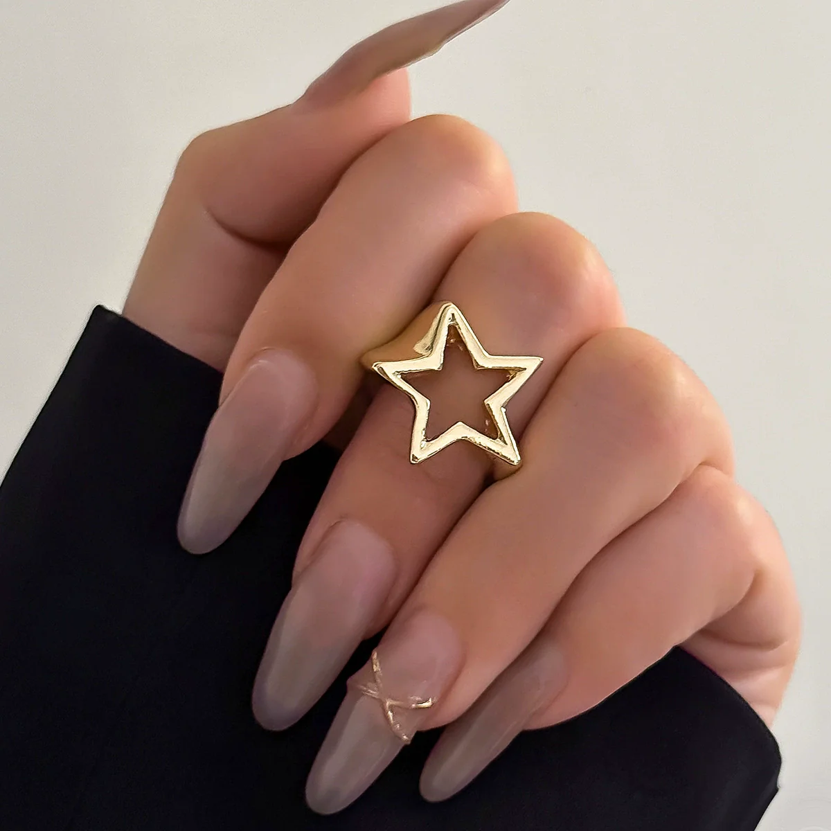Wholesale Jewelry Zinc Alloy Star Geometric Electroplated Necklace For Women - Image 6