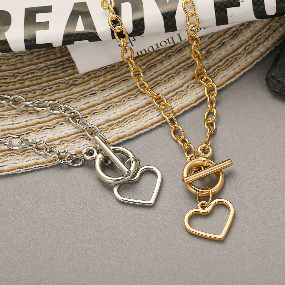 Wholesale Ladies Jewelry Alloy Heart Geometric Clavicle Chain With Electroplating Design - Image 3