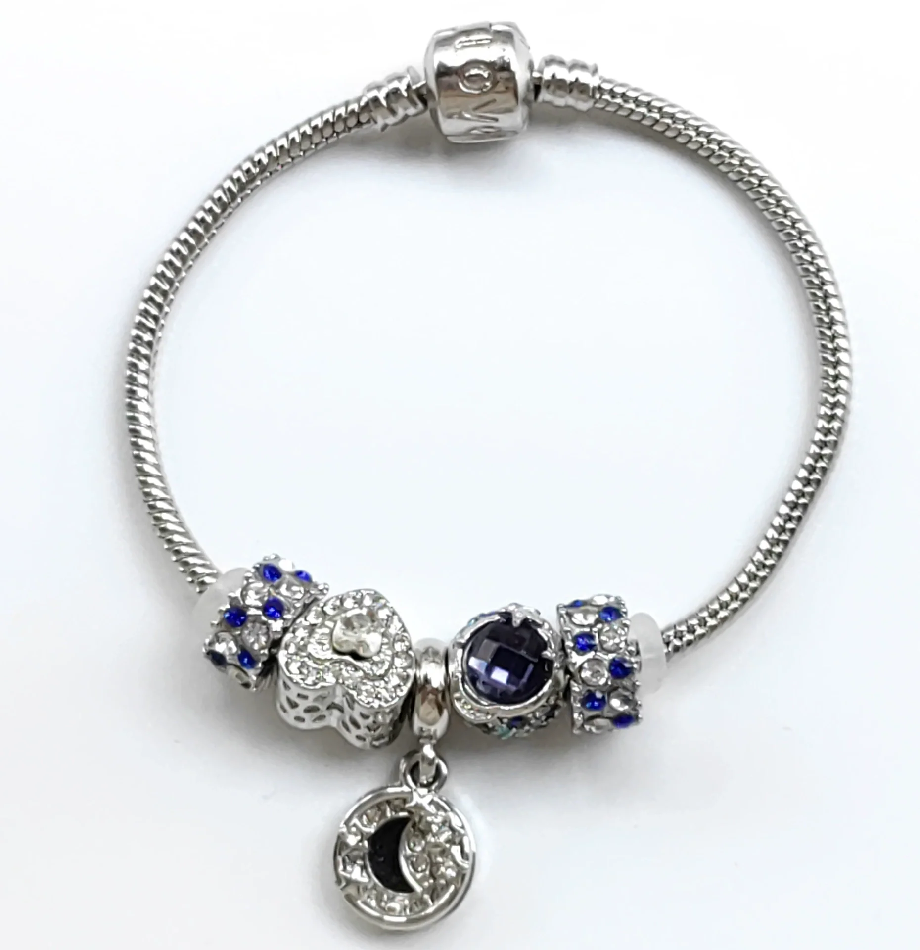 Wholesale Ladies Rhinestone Bracelet With Crown Heart Drop Shape Patterns Electroplated - Image 6