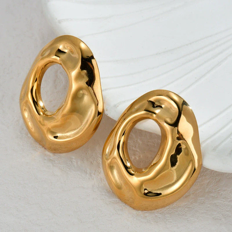 Wholesale Ladies Stainless Steel 18K Gold Electroplated Exaggerated Hollow Geometric Earrings - Image 4