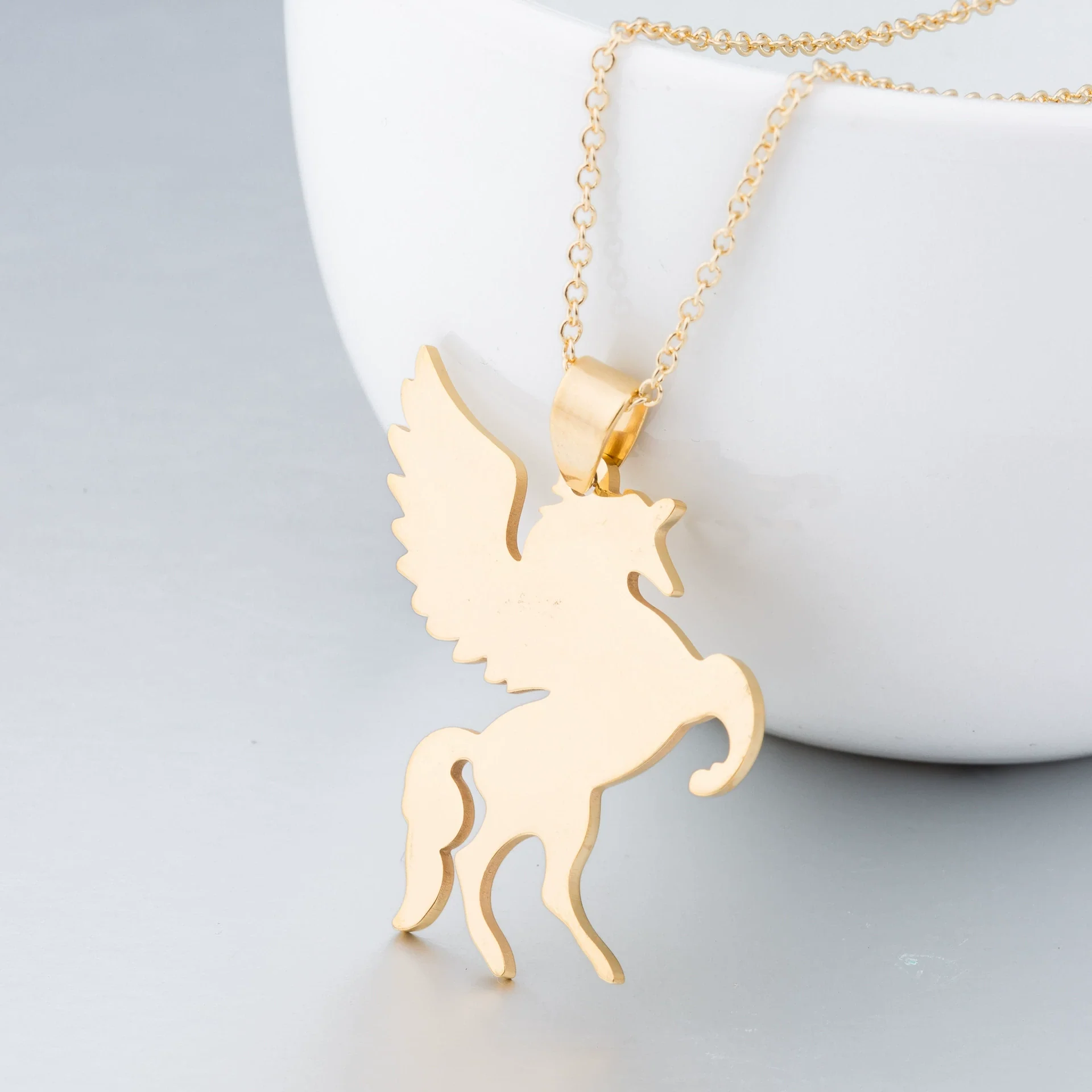 Wholesale Ladies Stainless Steel Animal Pendant Ochain Necklace With Electroplating - Image 2