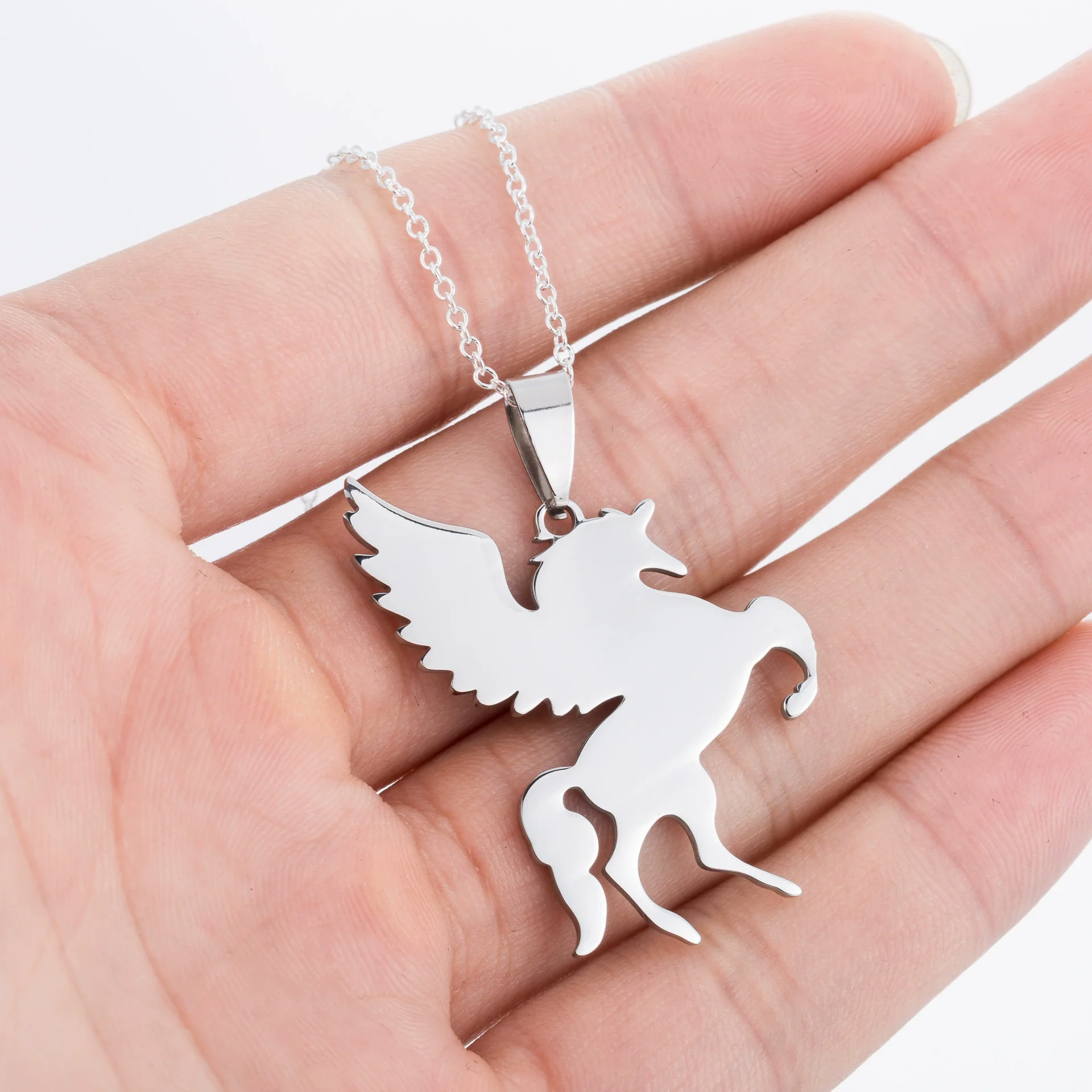 Wholesale Ladies Stainless Steel Animal Pendant Ochain Necklace With Electroplating - Image 3