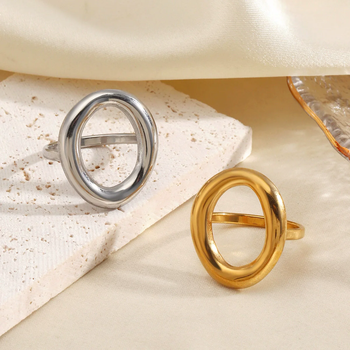 Wholesale Ladies Stainless Steel Geometric Oval 18K Goldplated Cut Out Ring - Image 3