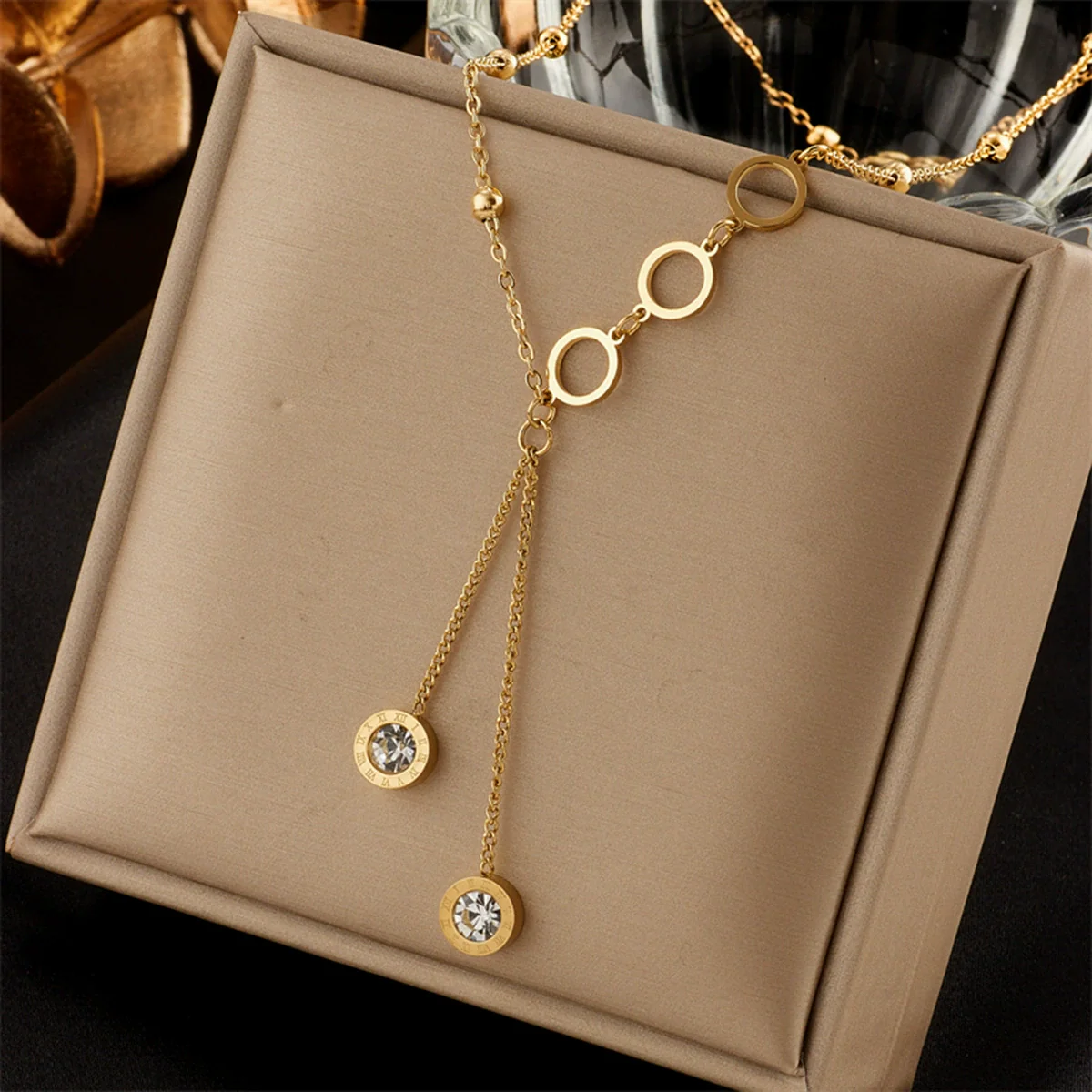Wholesale Ladies Stainless Steel Heartshaped Pendant Necklace With Electroplating Process And Vintage Design - Image 13