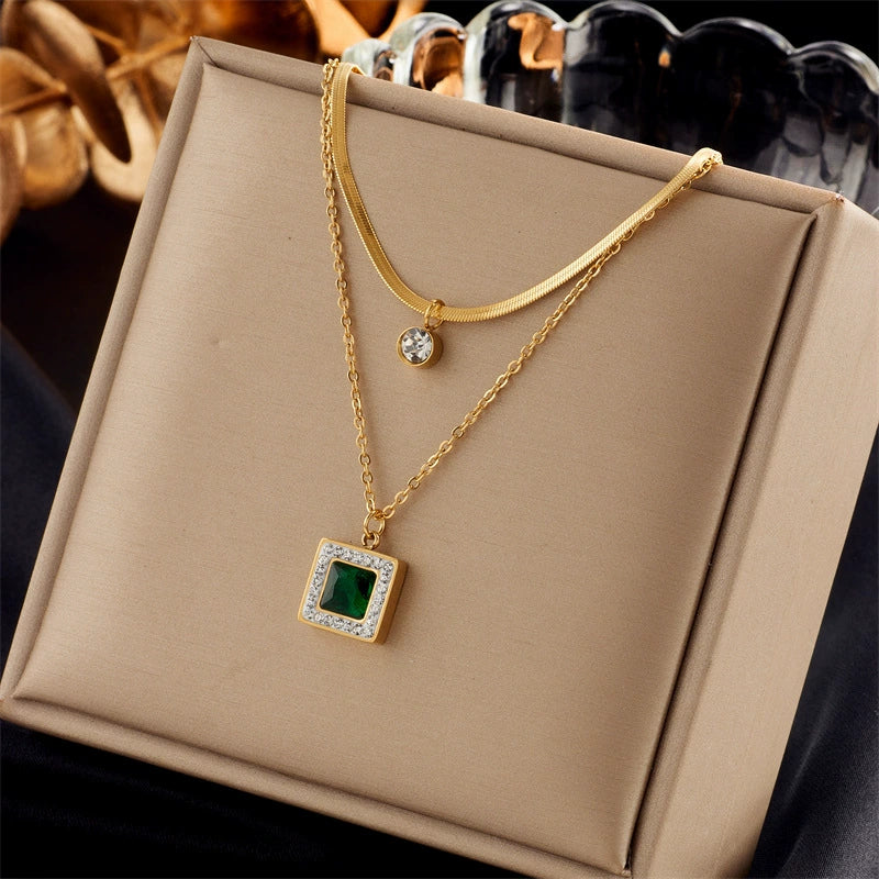 Wholesale Ladies Stainless Steel Heartshaped Pendant Necklace With Electroplating Process And Vintage Design - Image 17