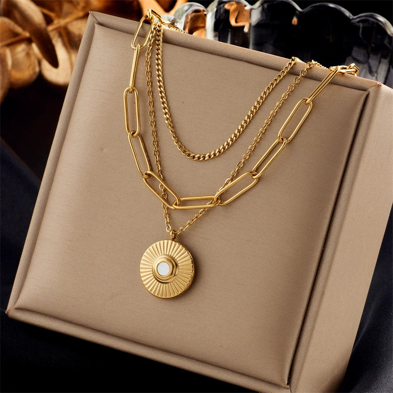 Wholesale Ladies Stainless Steel Heartshaped Pendant Necklace With Electroplating Process And Vintage Design - Image 40