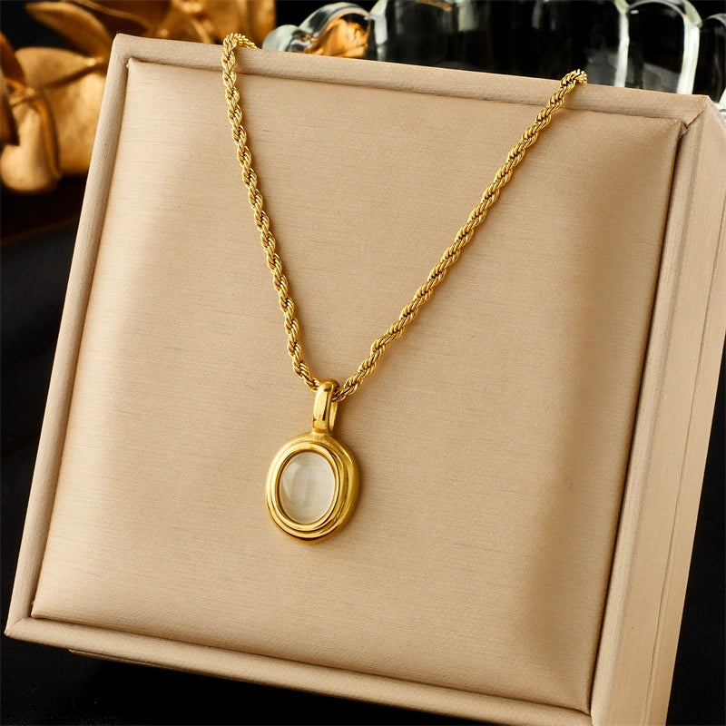 Wholesale Ladies Stainless Steel Heartshaped Pendant Necklace With Electroplating Process And Vintage Design - Image 57