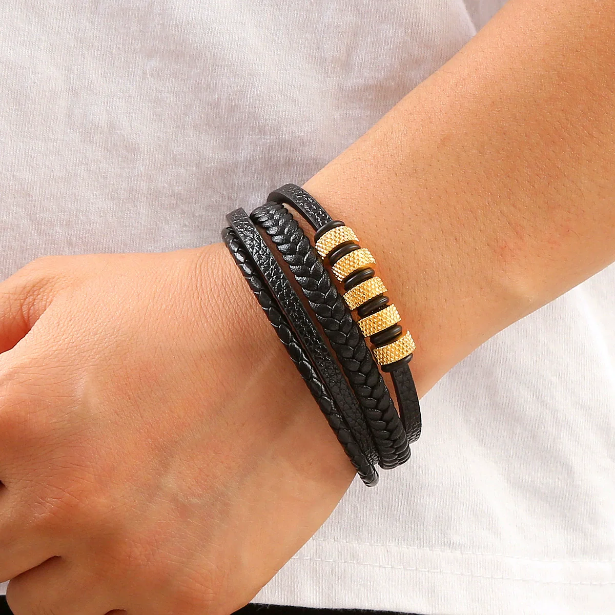 Wholesale Leather And Stainless Steel Handwoven Electroplated Bracelets For Men - Image 2