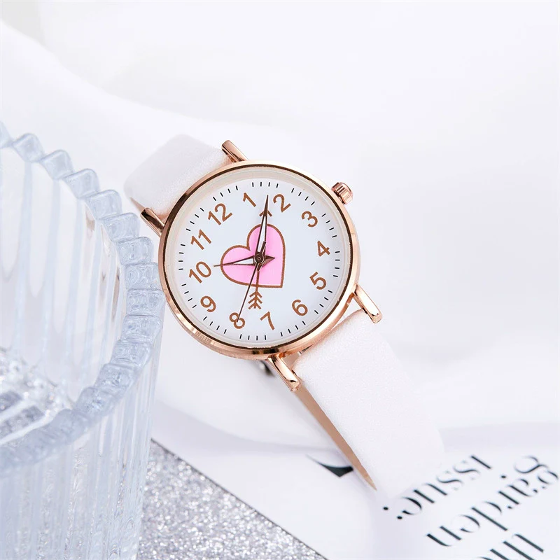 Wholesale Leisure Style Alloy And Imitation Leather Pink Round Quartz Watch With Arrow Piercing Heart Design For Female Students - Image 6