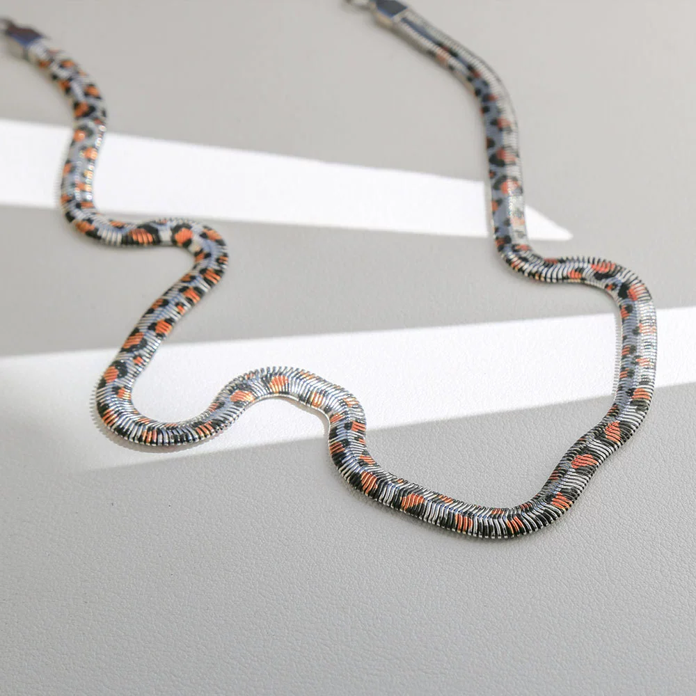 Wholesale Leopard Print Geometric Snake Bone Chain Electroplated Clavicle Necklace For Women - Image 6