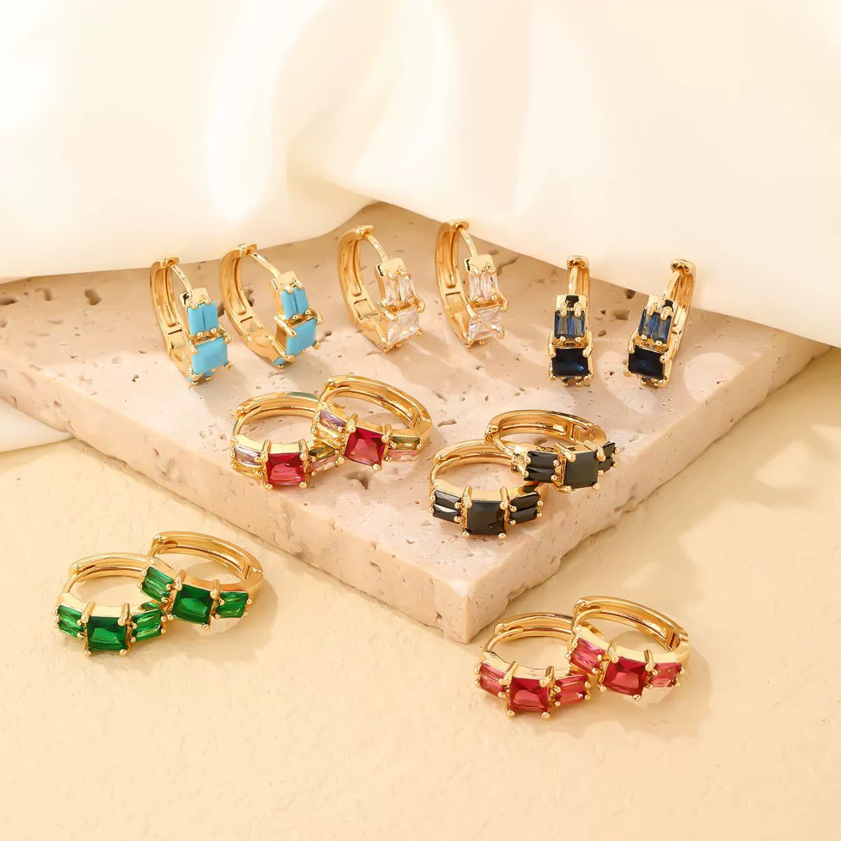 Wholesale Light Luxury Elegant Women's Copper Earrings Set With Zircon Inlay And Geometric Design - Image 2