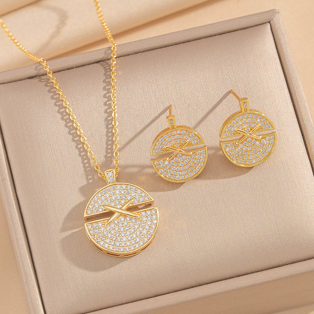 Wholesale Light Luxury Geometric Cross Crown Roman Numerals Diamond Inlay Gold Plated Copper O Word Chain Jewelry Set For Unisex - Image 10