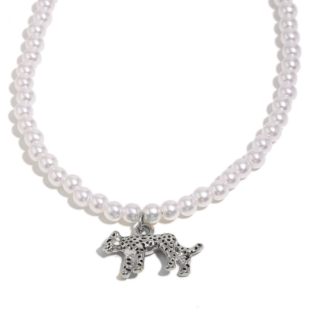 Wholesale Light Luxury Geometric Cut Out Tiger Pendant Stainless Steel 18K Electroplated Necklace For Women - Image 5
