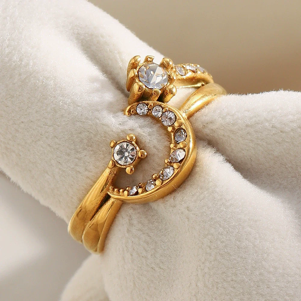 Wholesale Light Luxury Geometric Electroplated Stainless Steel Moon Ring For Women And All Genders - Image 3