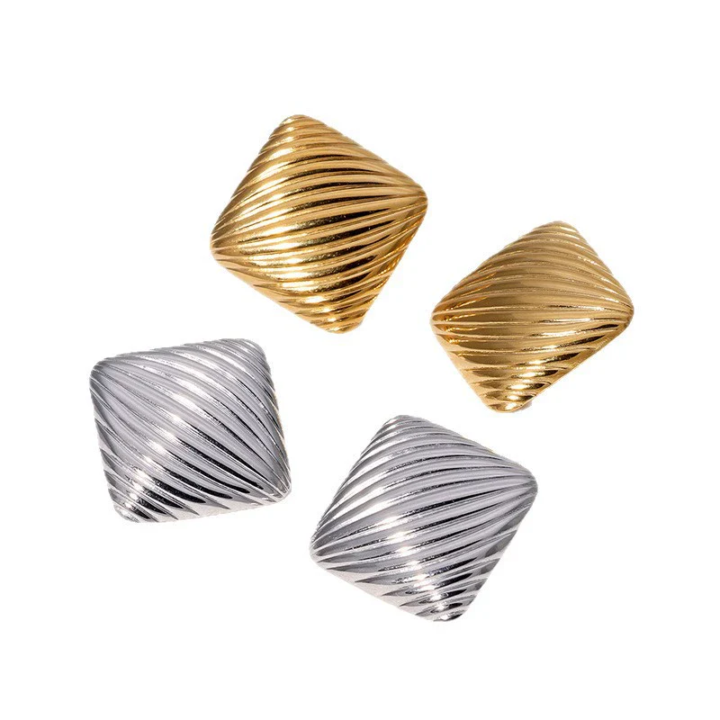 Wholesale Light Luxury Geometric Heart Shape And Flower Pattern Stainless Steel Electroplated Earrings For Women - Image 5