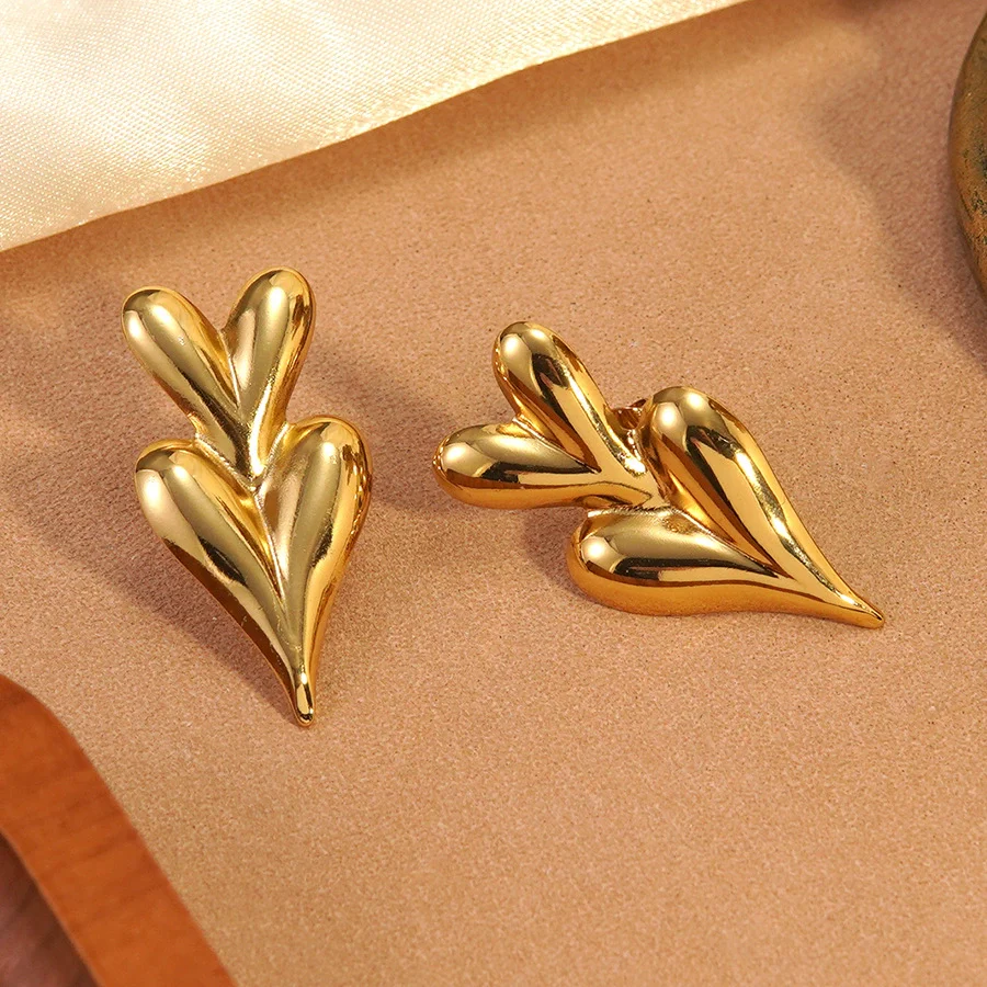 Wholesale Light Luxury Geometric Heartshaped Stainless Steel Stamped Earrings For Women - Image 3