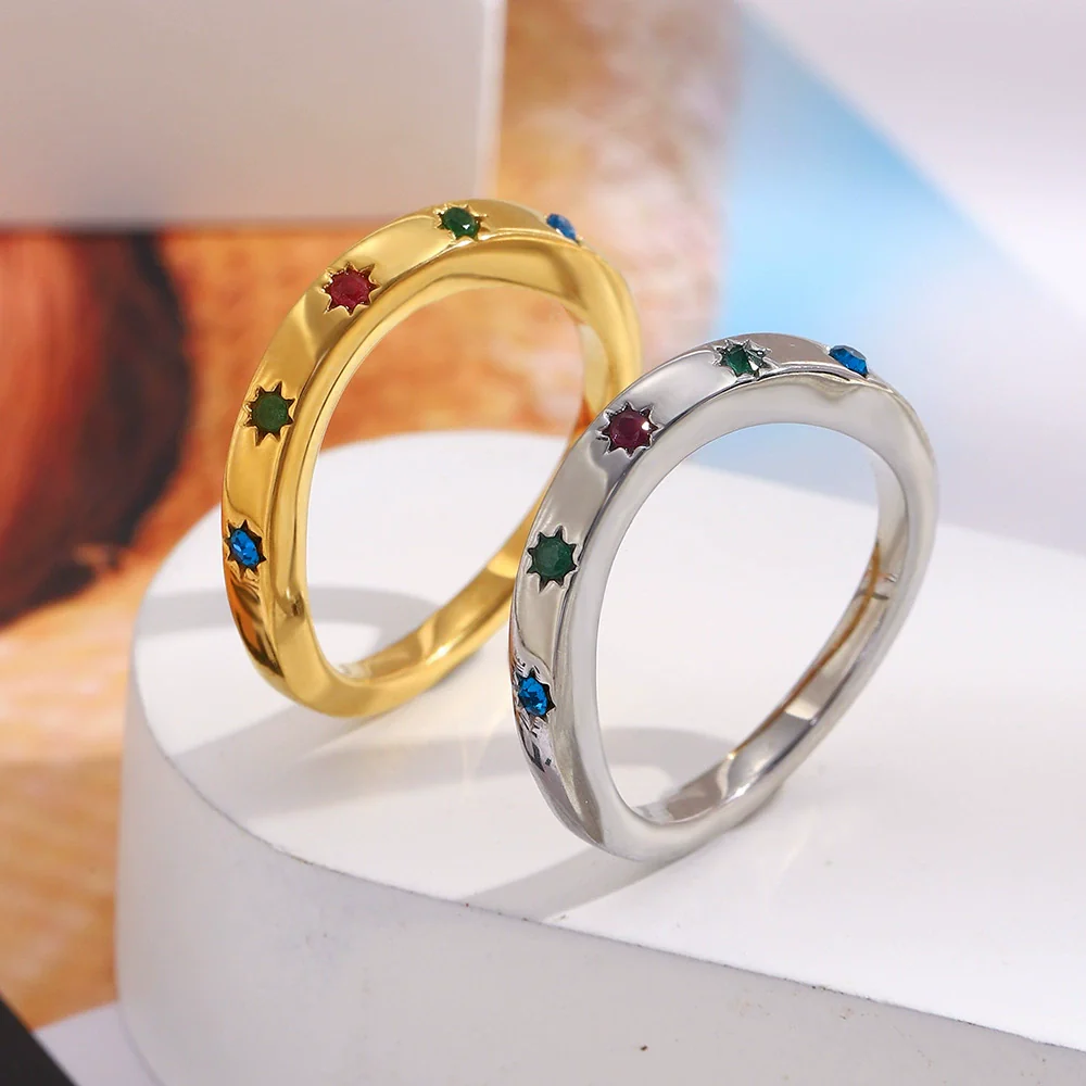 Wholesale Light Luxury Geometric Stainless Steel Electroplated 18K Gold Color Diamond Eightpointed Star Ring For Women