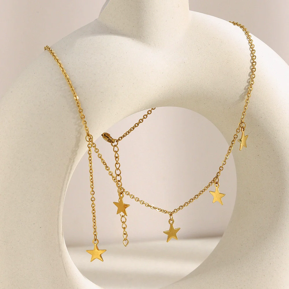 Wholesale Light Luxury Geometric Stainless Steel Electroplated 18K Gold Fivepointed Star Tassel Necklace For Women - Image 4