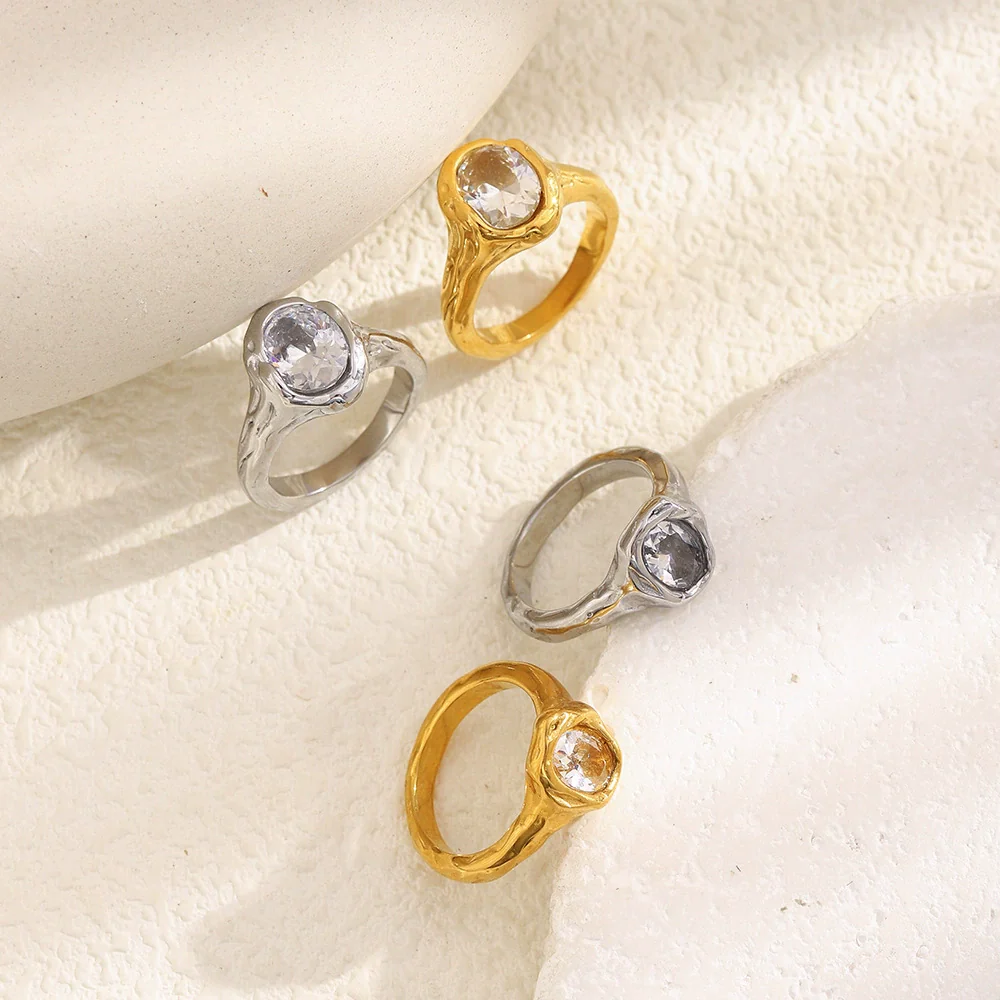 Wholesale Light Luxury Geometric Stainless Steel Electroplated 18K Gold Ring For Women - Image 4