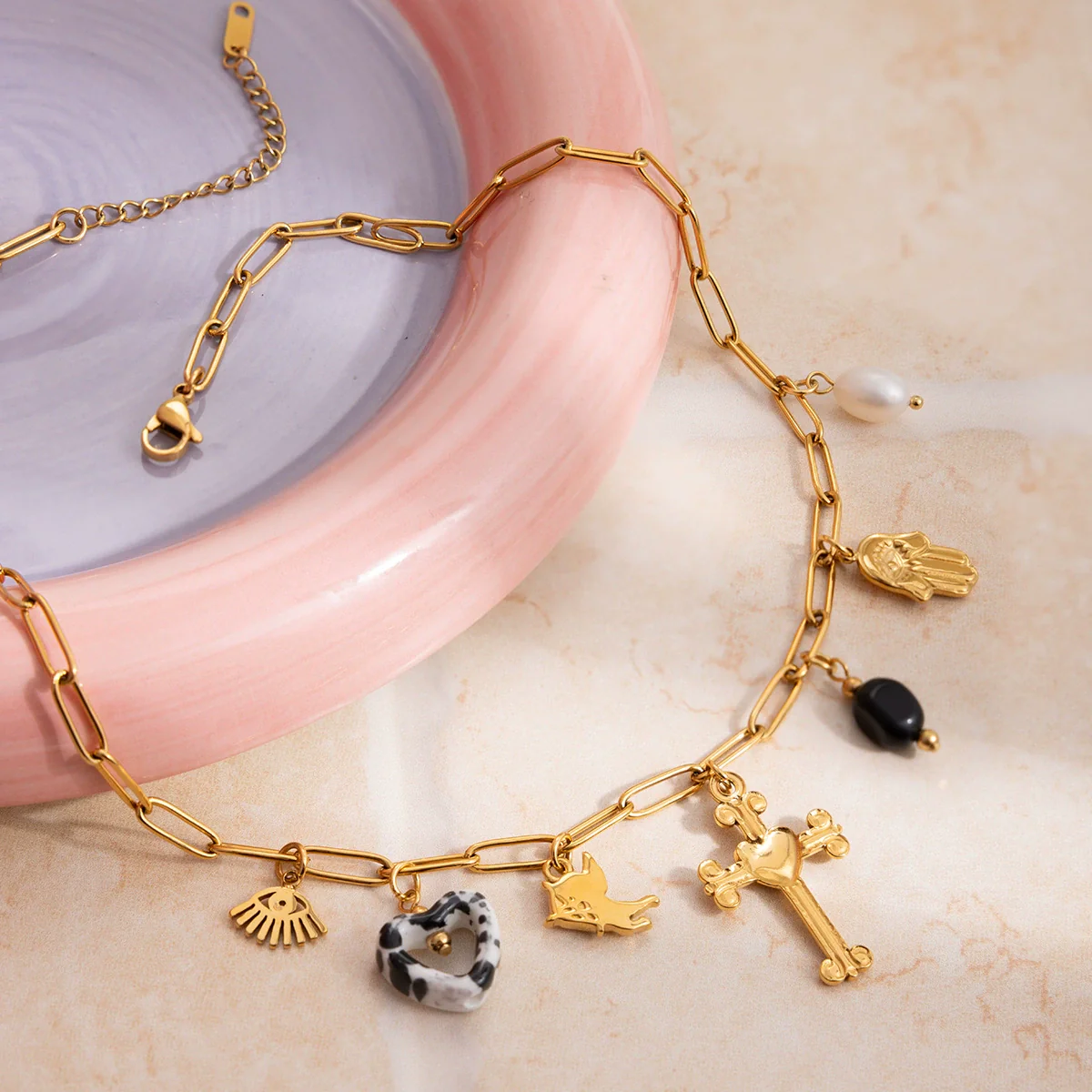 Wholesale Light Luxury Geometric Stainless Steel Electroplated Cross Necklace For Women - Image 4