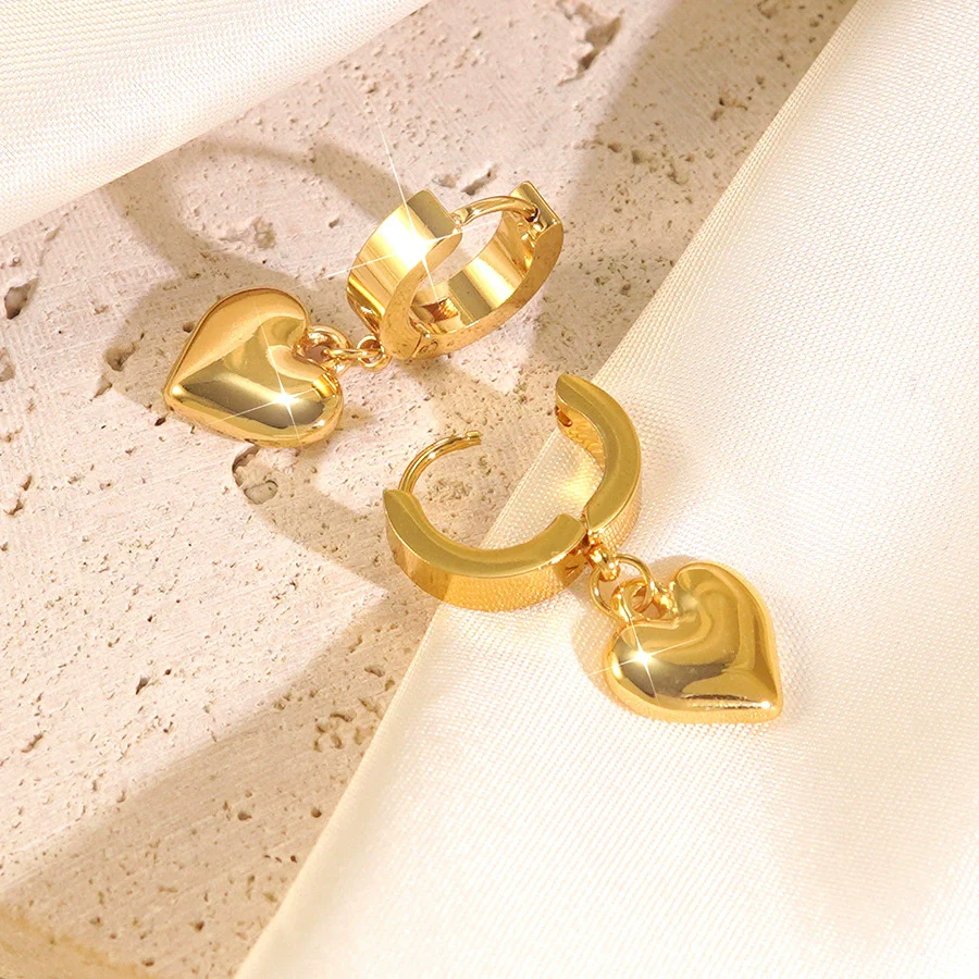 Wholesale Light Luxury Geometric Stainless Steel Electroplated Heart And Star Shape Earrings For Women - Image 3