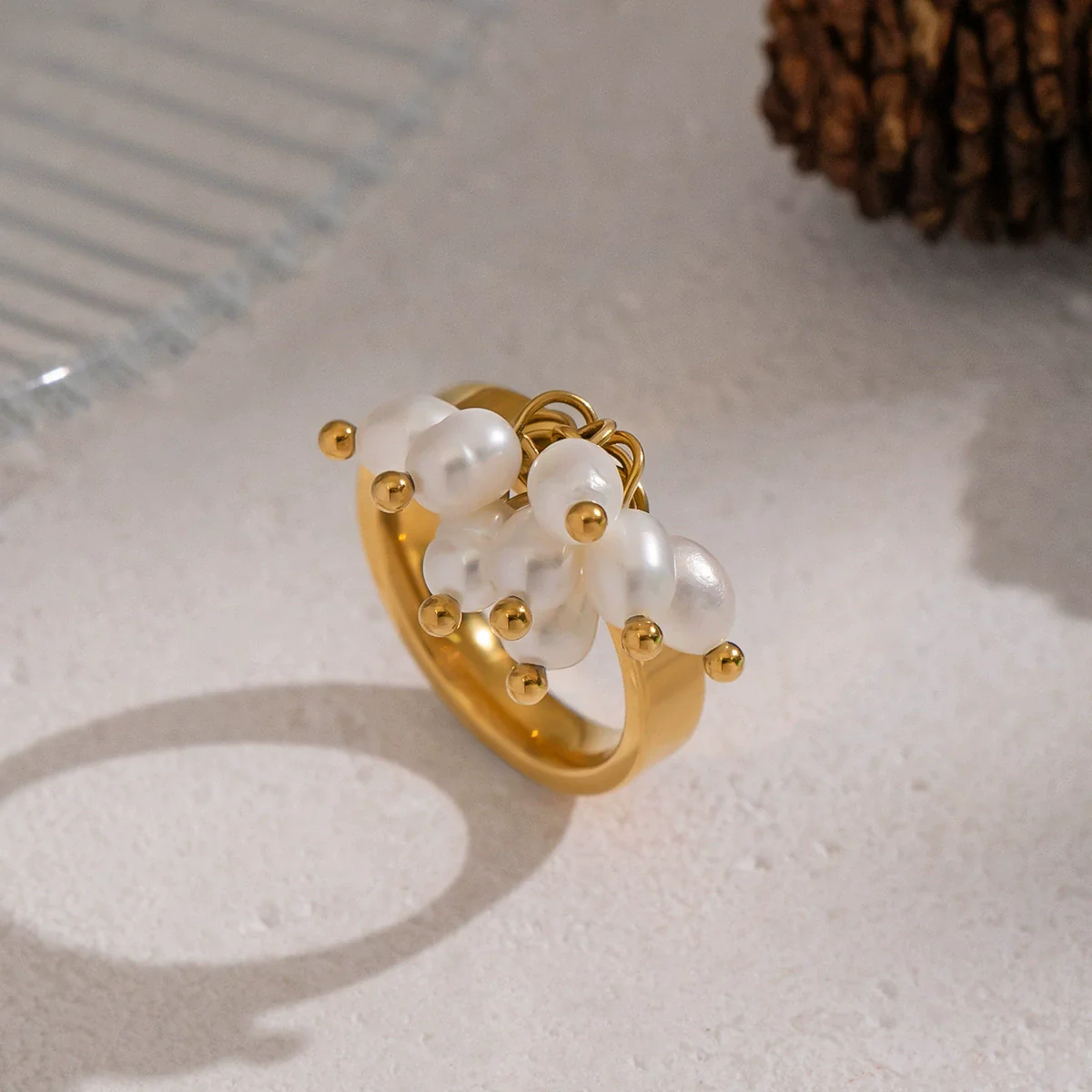 Wholesale Light Luxury Geometric Stainless Steel Pvd Furnace Vacuum Real Gold Plated Tassel Ring For Women - Image 2