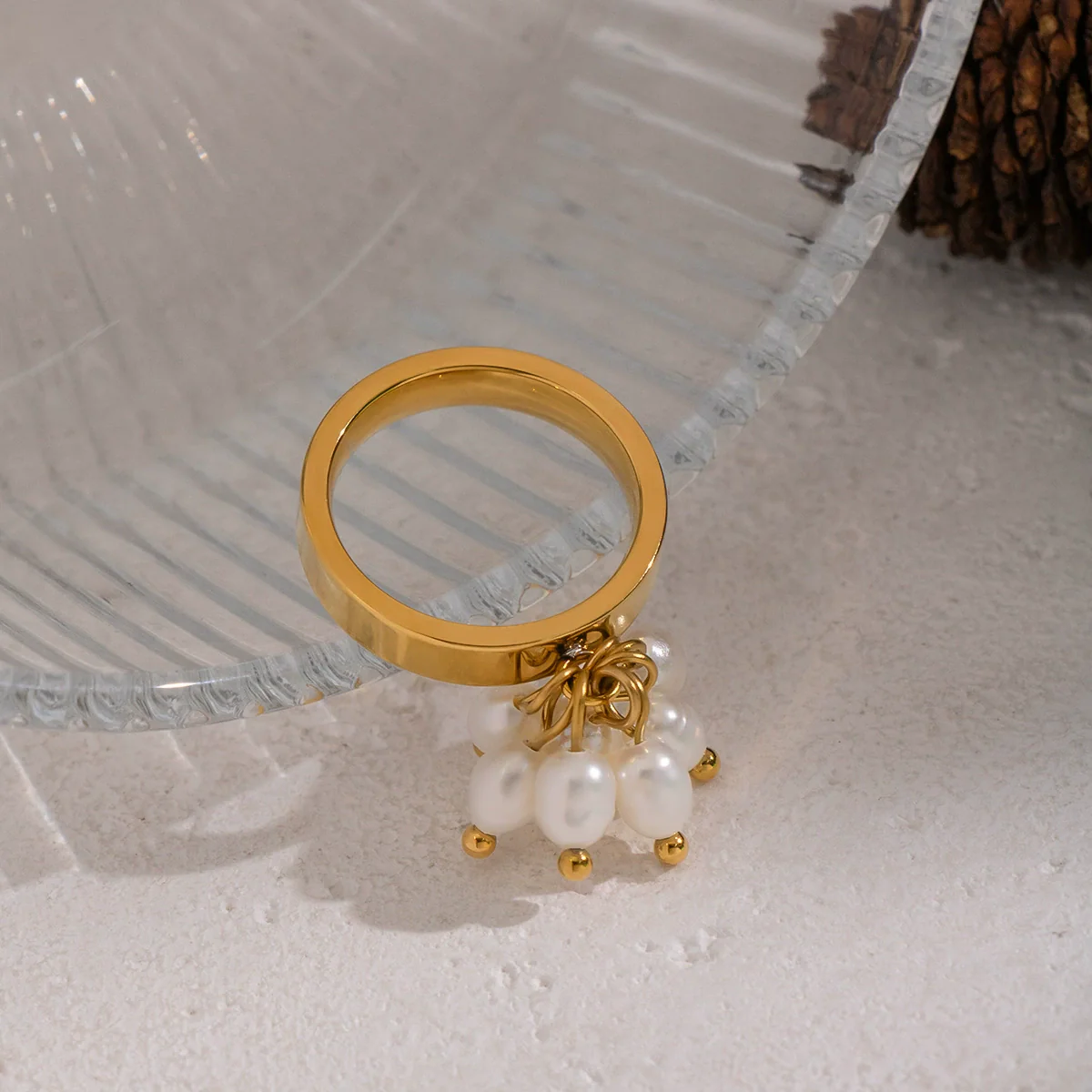 Wholesale Light Luxury Geometric Stainless Steel Pvd Furnace Vacuum Real Gold Plated Tassel Ring For Women - Image 4