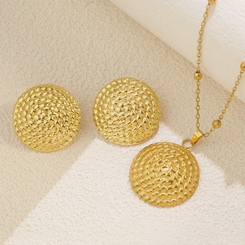 Wholesale Light Luxury Geometric Stainless Steel Stamped Necklace And Earrings Set For Women