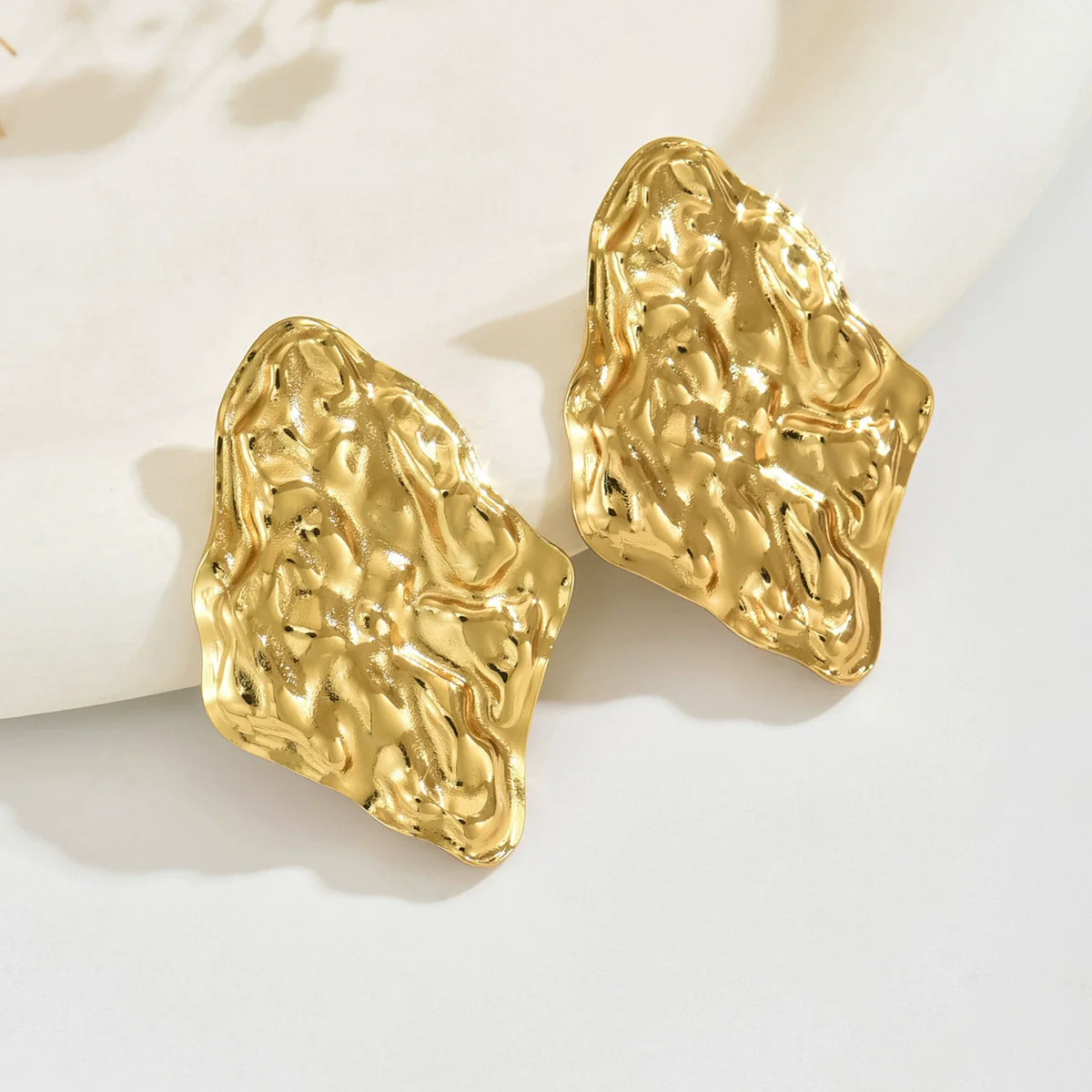 Wholesale Light Luxury Geometric Stamped Stainless Steel Earrings For Women - Image 3