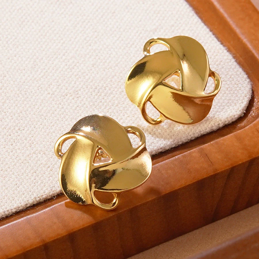 Wholesale Light Luxury Geometric Stamped Stainless Steel Earrings For Women - Image 4