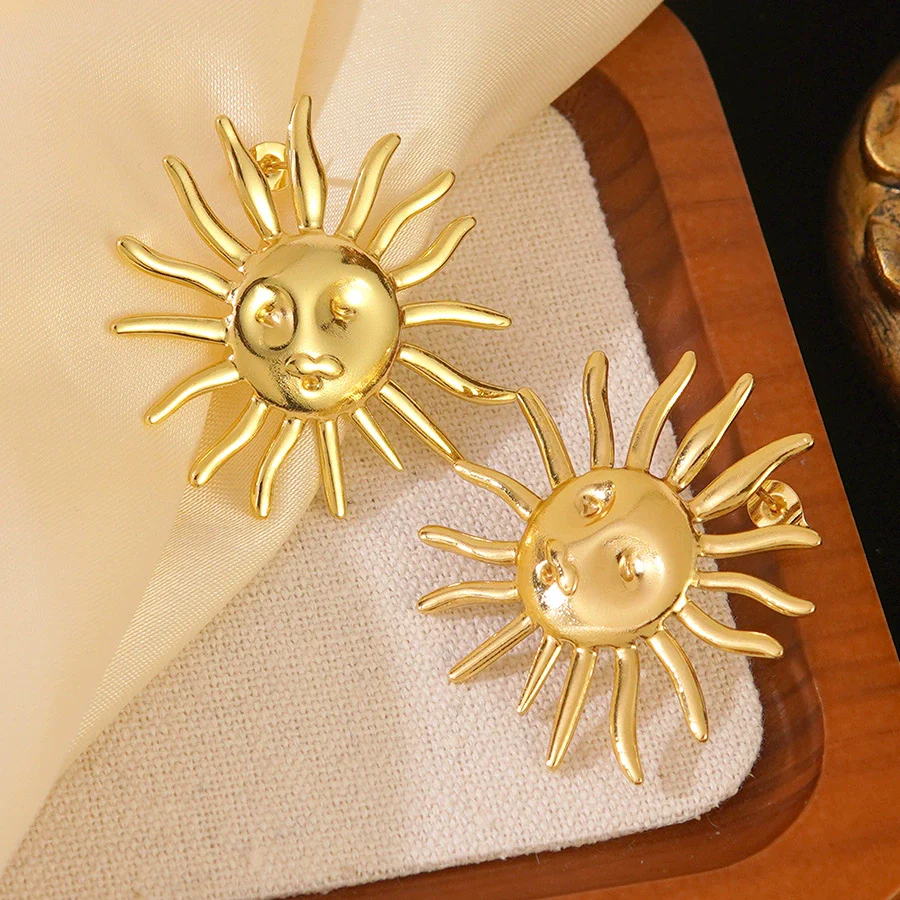 Wholesale Light Luxury Minimalist Geometric Electroplated Stainless Steel Earrings For Women