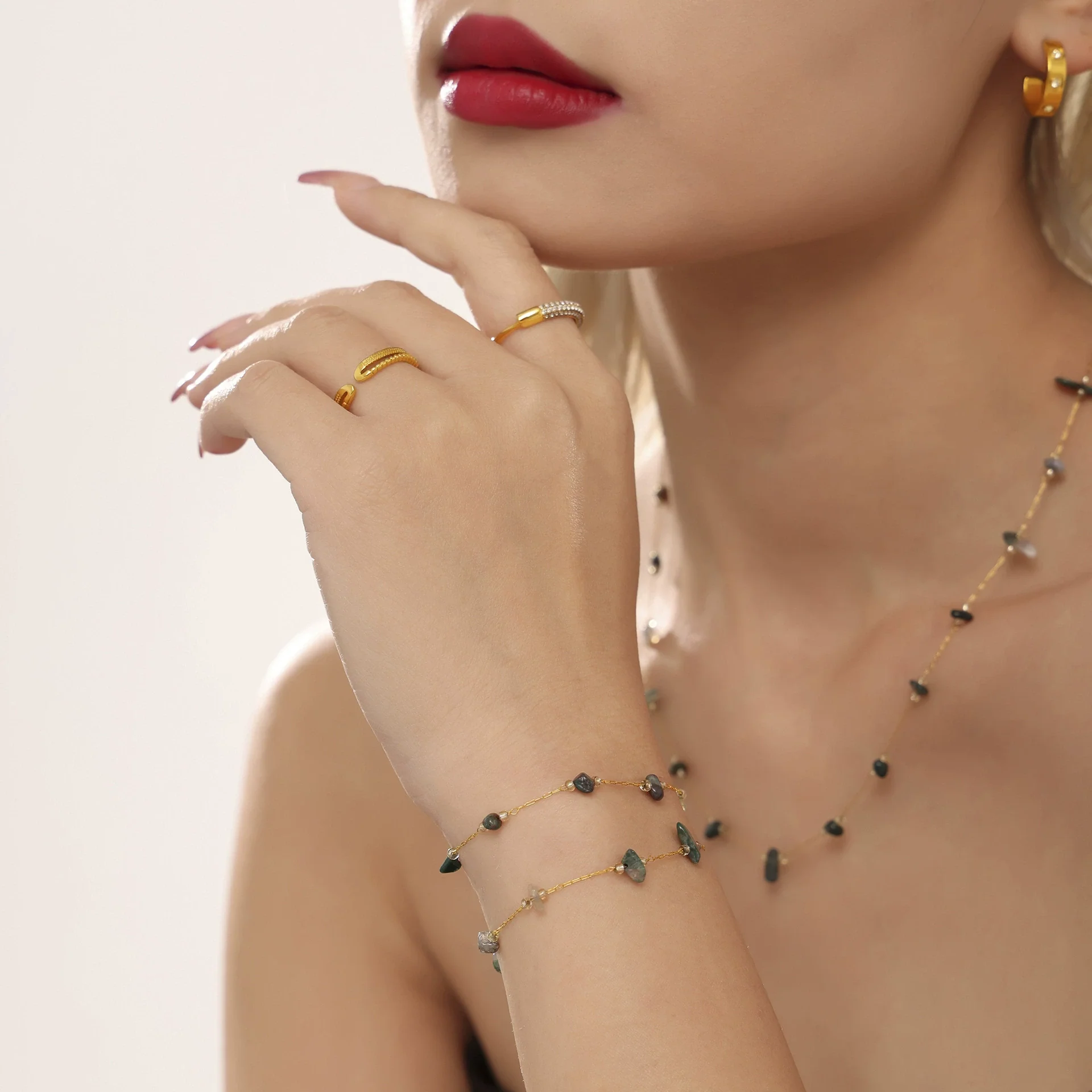 Wholesale Light Luxury Style Ferris Wheel Necklace Bracelet Set Handmade Stainless Steel And Natural Green Crystal Stone Electroplated Jewelry For Women - Image 4
