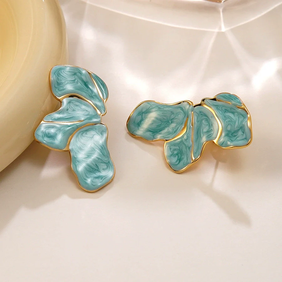 Wholesale Light Luxury Style Stainless Steel Flower Shape Dripping Oil Petal Earrings For Women - Image 3