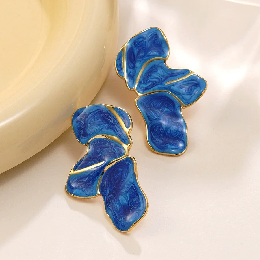 Wholesale Light Luxury Style Stainless Steel Flower Shape Dripping Oil Petal Earrings For Women - Image 4