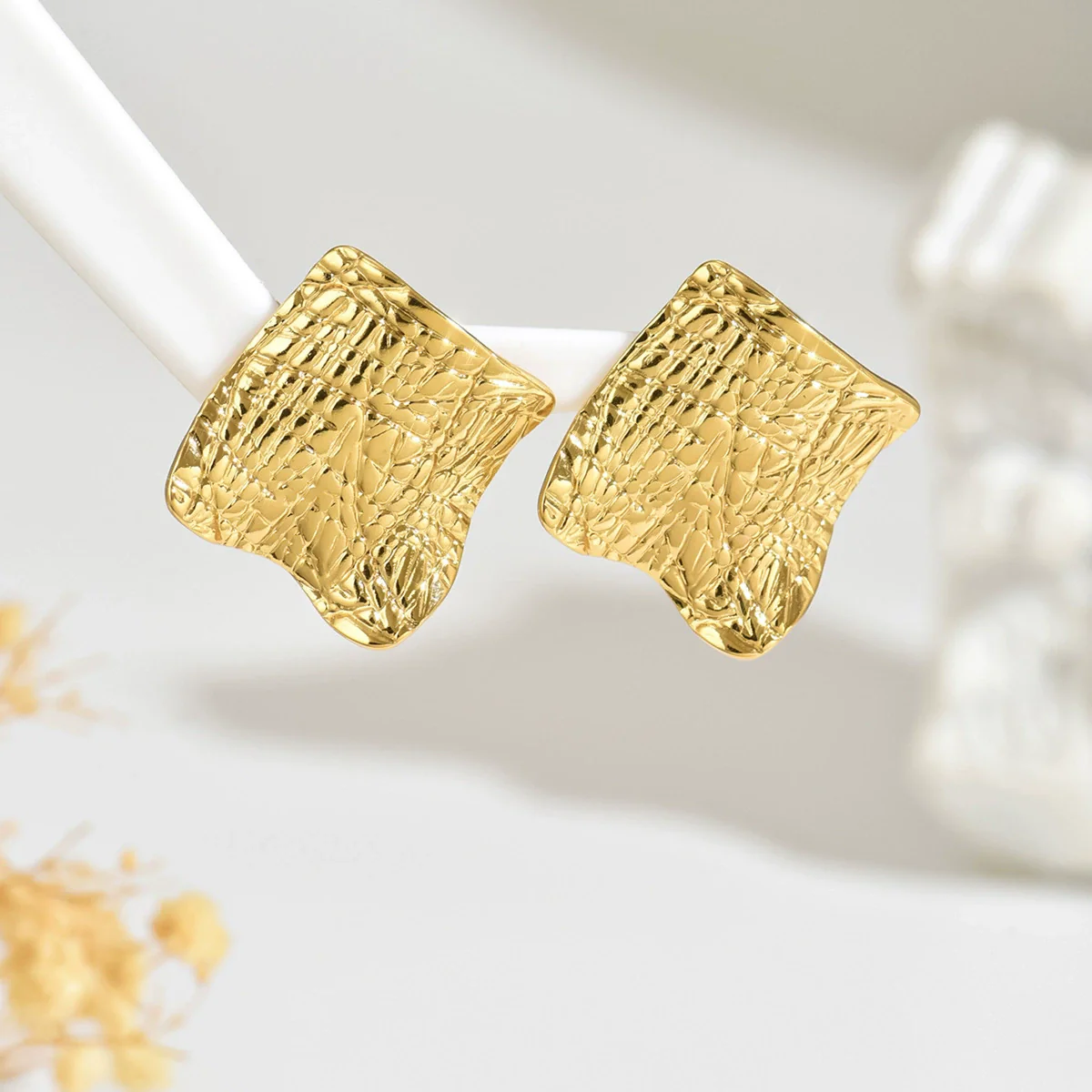 Wholesale Light Luxury Style Stamped Geometric Stainless Steel Earrings For Women