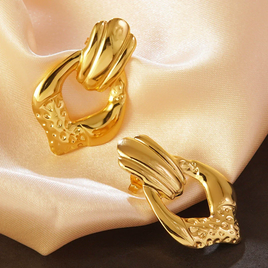 Wholesale Light Luxury Style Stamping Stainless Steel Irregular Geometric Earrings For Women - Image 2