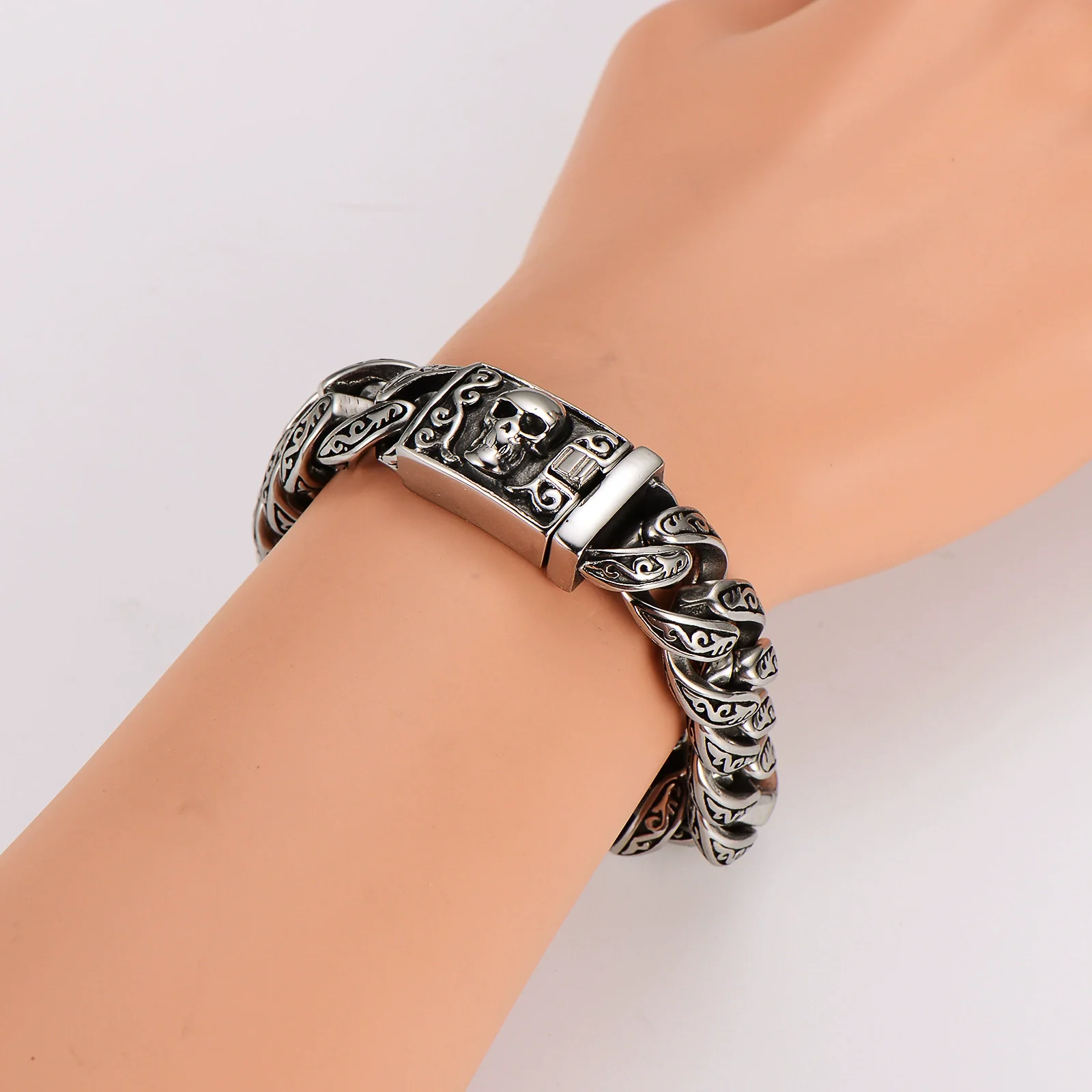 Wholesale Men's Handmade Distressed Geometric Stainless Steel Electroplated Wild Totem Bracelet Hand Jewelry - Image 4